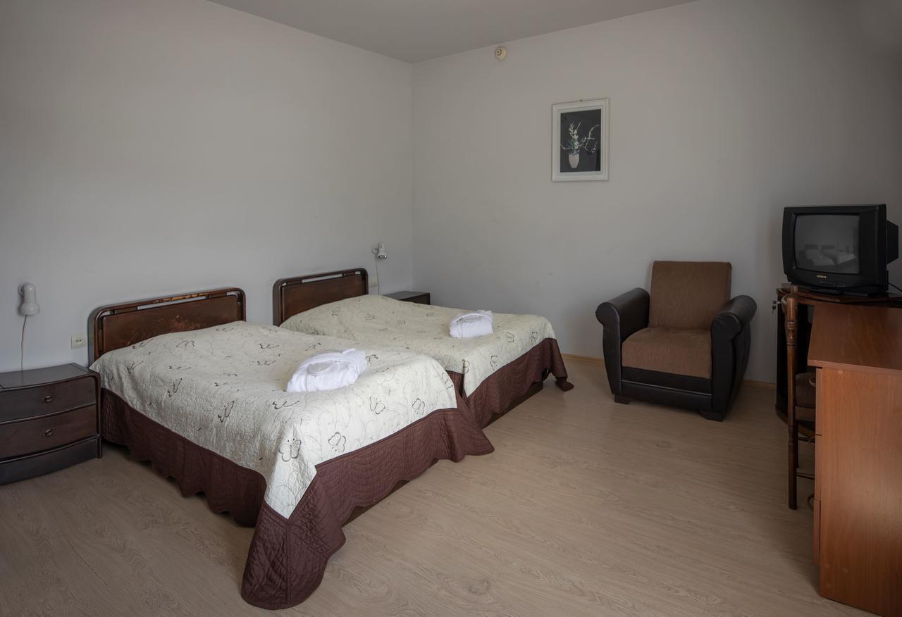 Leader Hotel Gori Exteriér fotografie