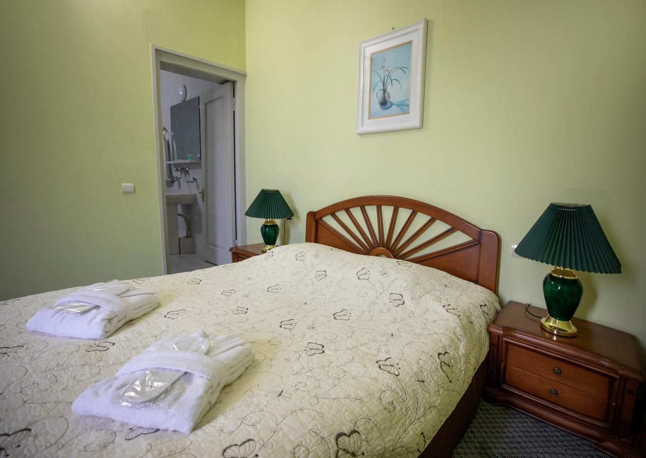 Leader Hotel Gori Exteriér fotografie